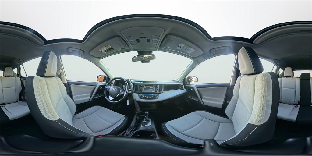 Certified 2018 Toyota RAV4 XLE image 31