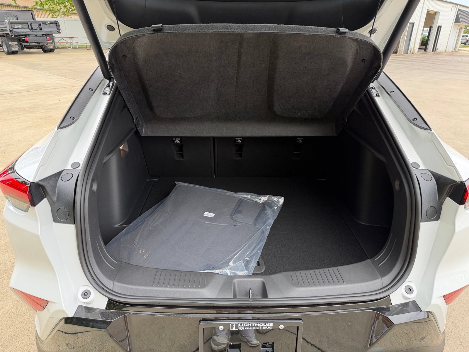 New 2026 Buick Envista Sport Touring w/ Convenience I Package FWD image 33