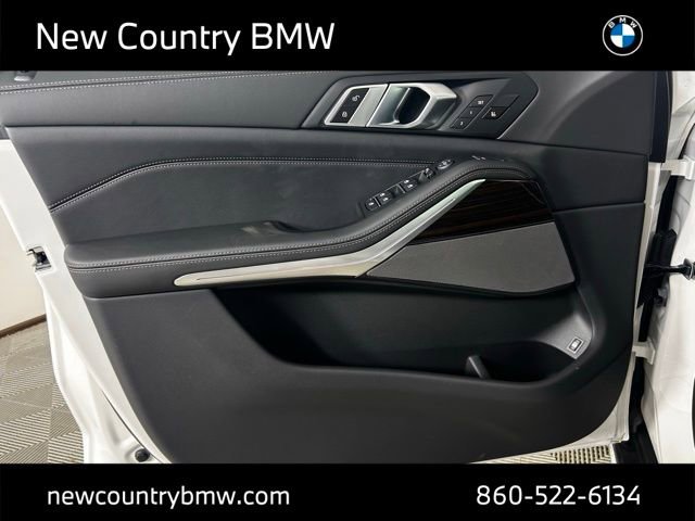 New 2026 BMW X5 xDrive50e w/ Climate Comfort Package image 13