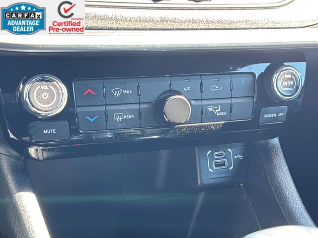 Used 2024 Jeep Compass Sport image 32