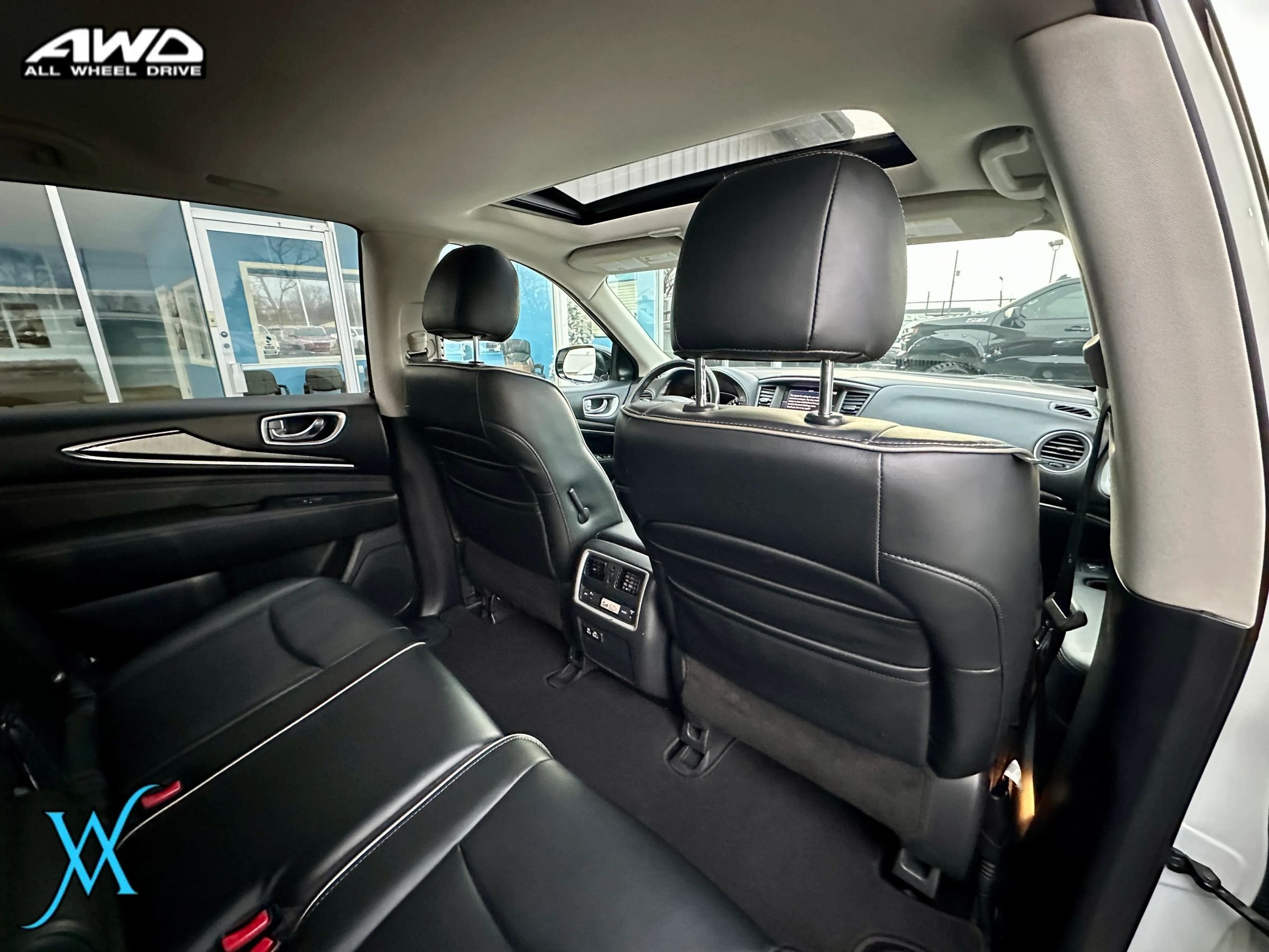 Used 2019 INFINITI QX60 Pure AWD/4WD image 27
