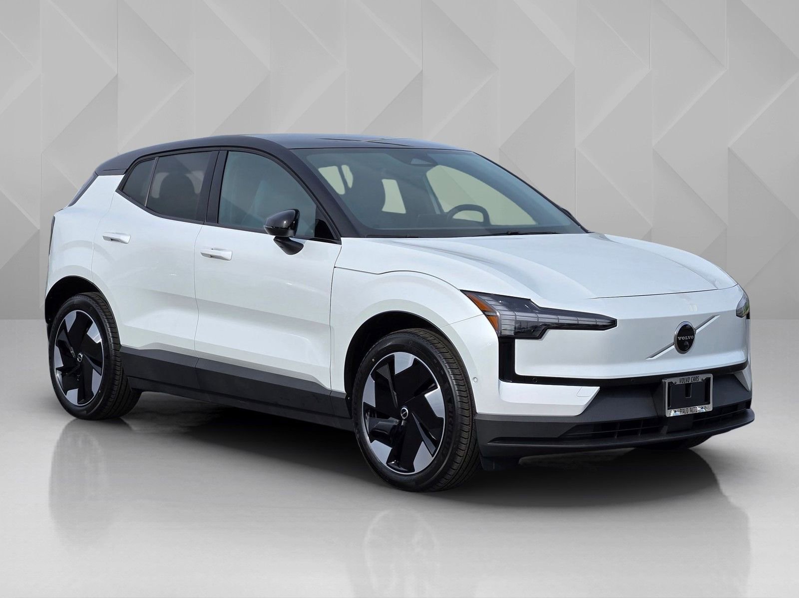 New 2026 Volvo EX30 Ultra w/ Protection Package Premier AWD/4WD image 8