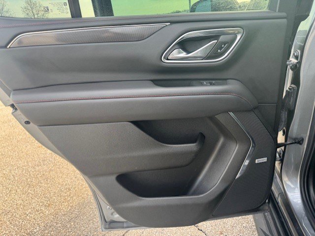 Used 2022 Chevrolet Tahoe RST w/ Luxury Package AWD/4WD image 26