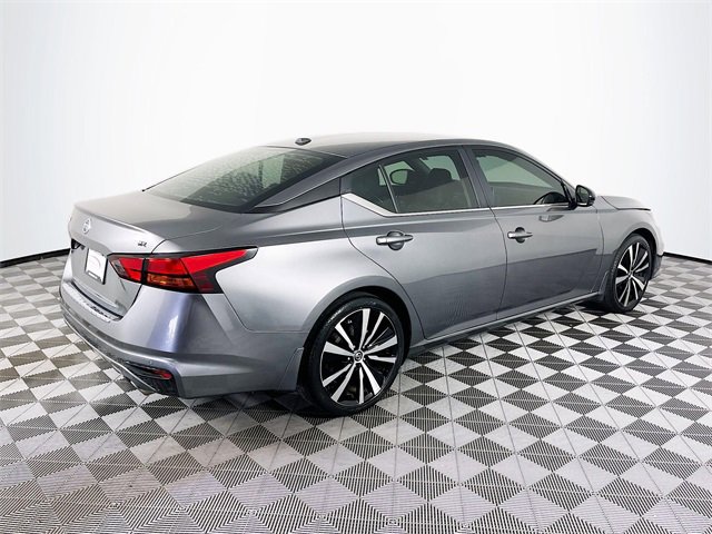 Used 2020 Nissan Altima 2.5 SR w/ Premium Package image 8