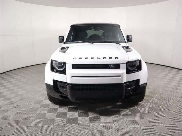 New 2026 Land Rover Defender 130 V8 AWD/4WD image 2