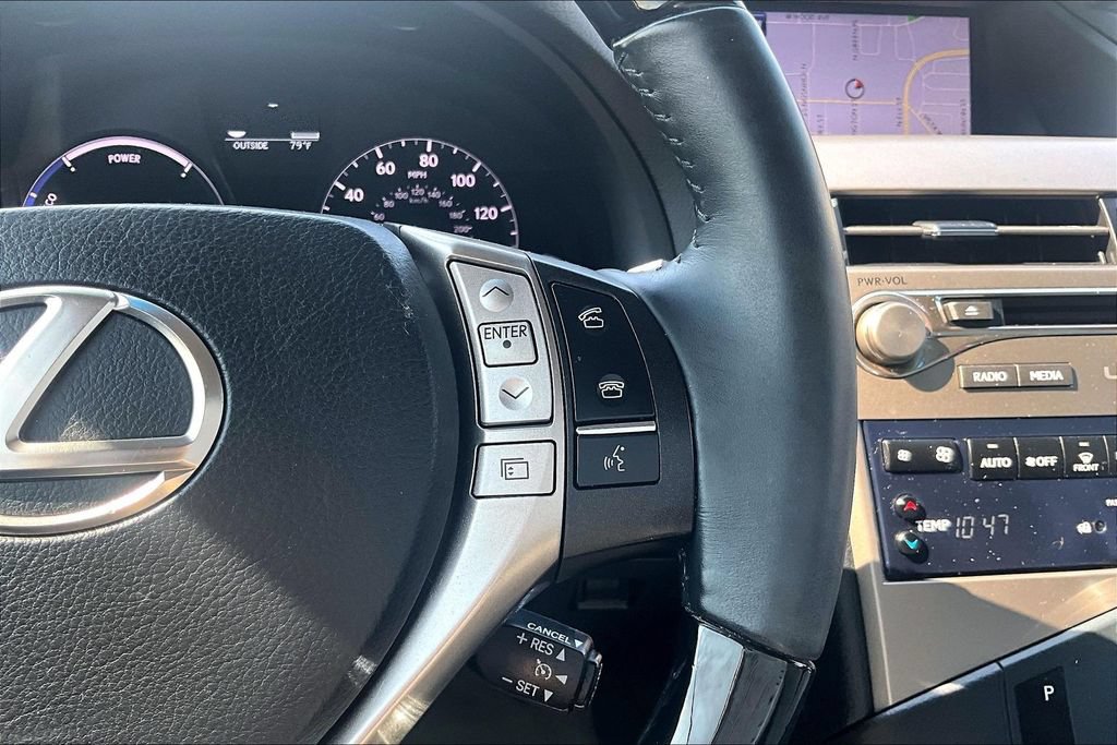 Used 2015 Lexus RX 450h AWD image 19