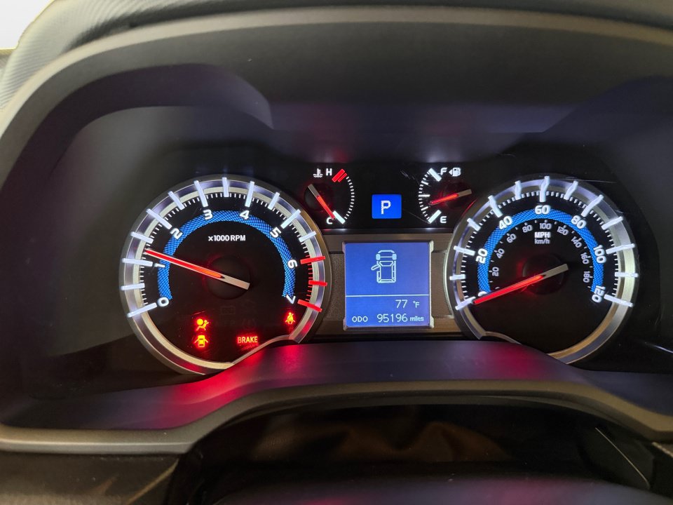 Certified 2016 Toyota 4Runner SR5 AWD/4WD image 14