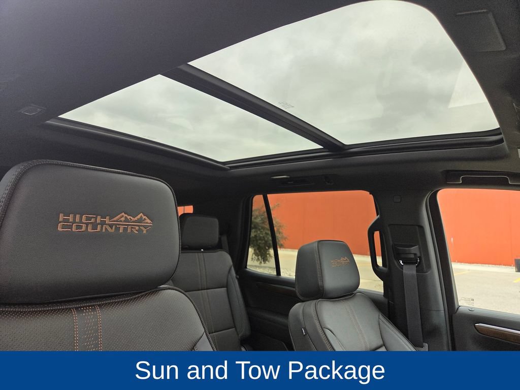 Used 2026 Chevrolet Tahoe High Country w/ Sun And Tow Package AWD/4WD image 34