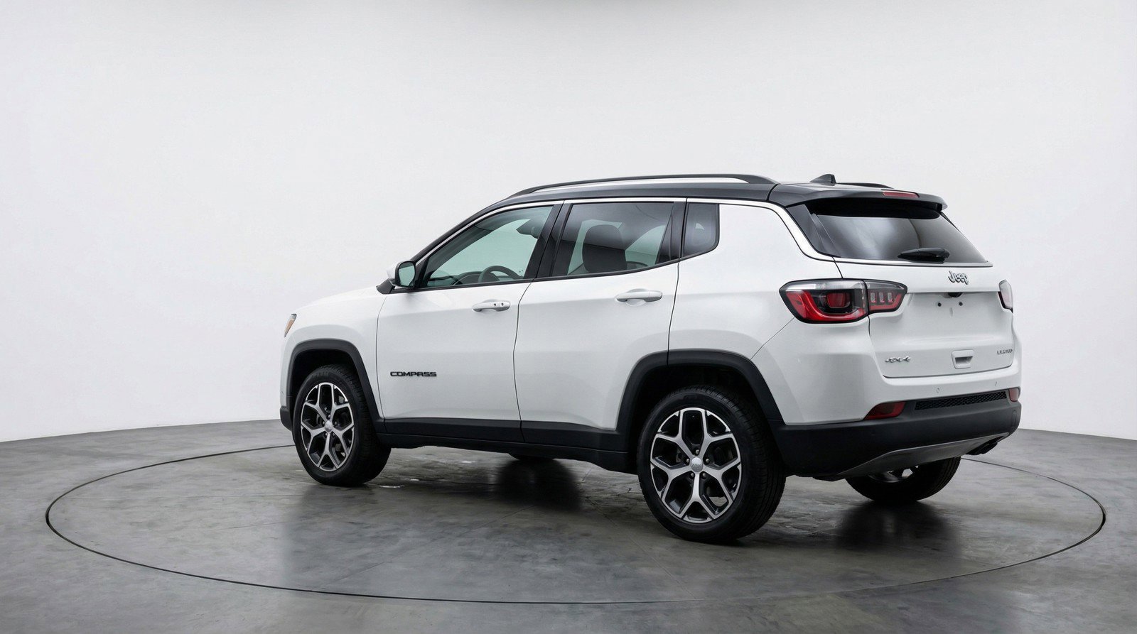 Used 2025 Jeep Compass Limited AWD/4WD image 6
