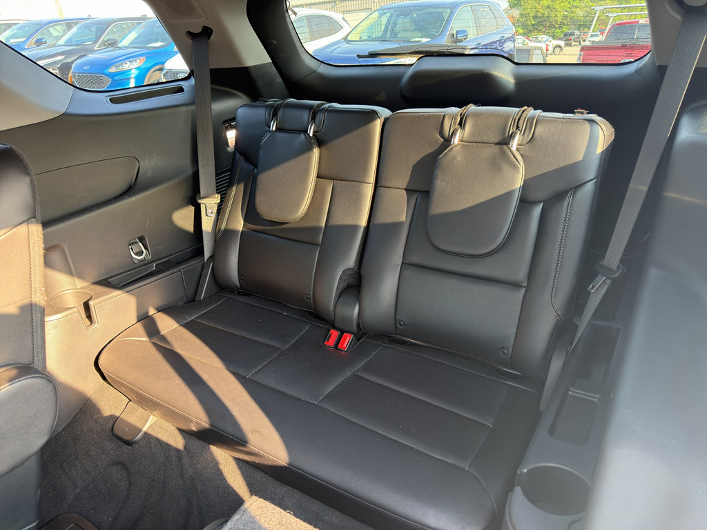 Used 2023 Ford Explorer Limited w/ Limited Technology Package AWD/4WD image 8
