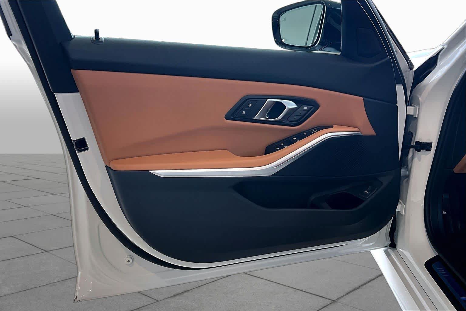 New 2026 BMW 330i Sedan w/ M Sport Package RWD image 10