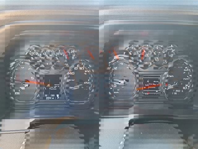 Used 2024 Chevrolet Silverado 2500 Custom w/ Custom Value Package image 10