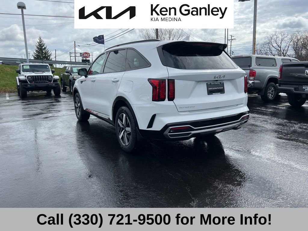 Certified 2023 Kia Sorento S image 14