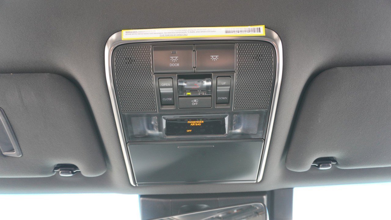 Used 2024 Lexus LX 600 4WD w/ Luxury Package image 28