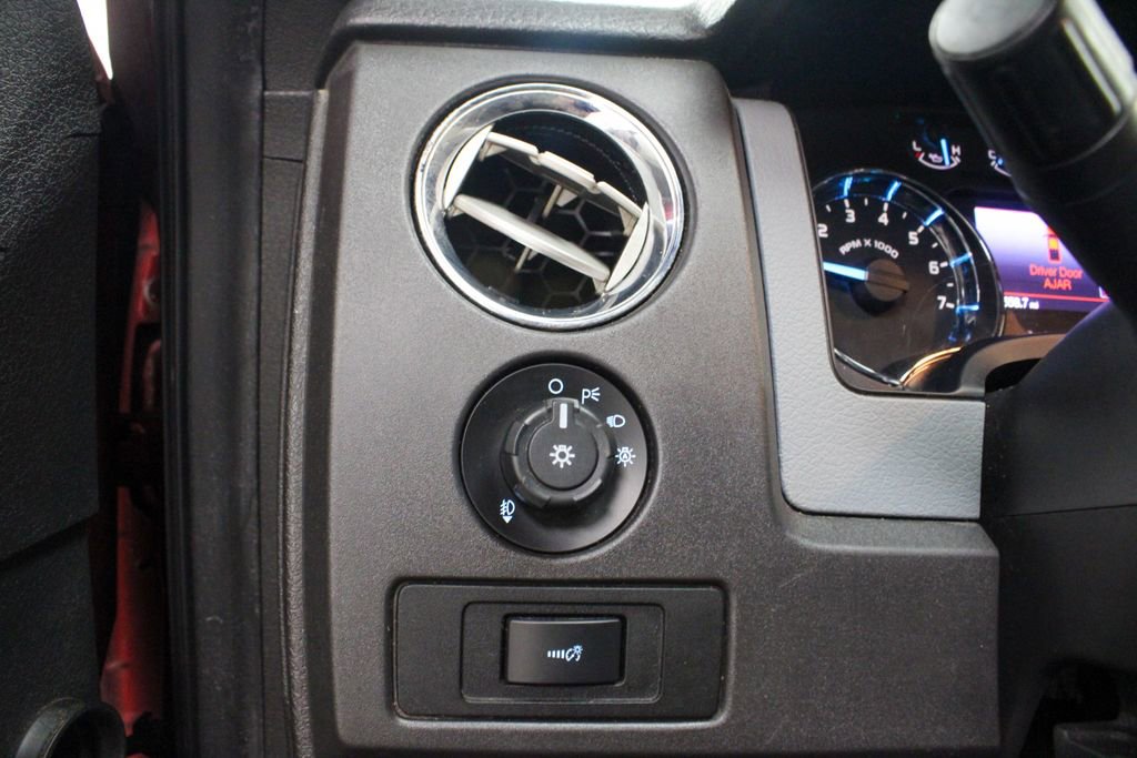Used 2012 Ford F150 XLT w/ XLT Chrome Pkg image 21