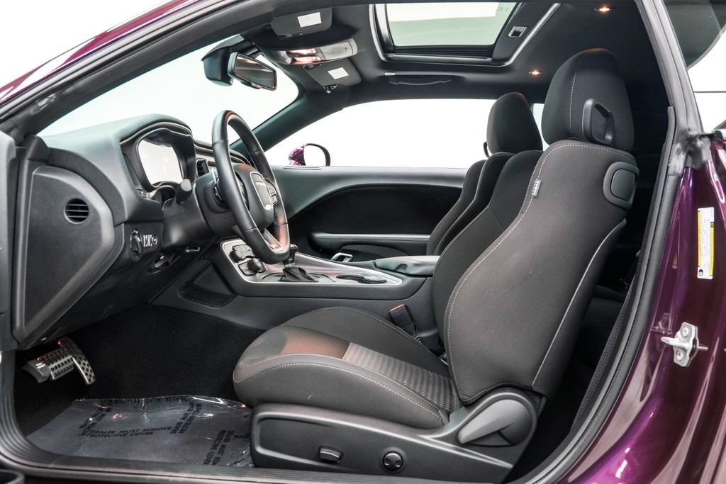 Used 2022 Dodge Challenger R/T Scat Pack RWD image 16
