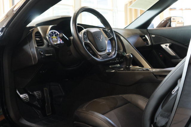 Used 2019 Chevrolet Corvette Grand Sport RWD image 12
