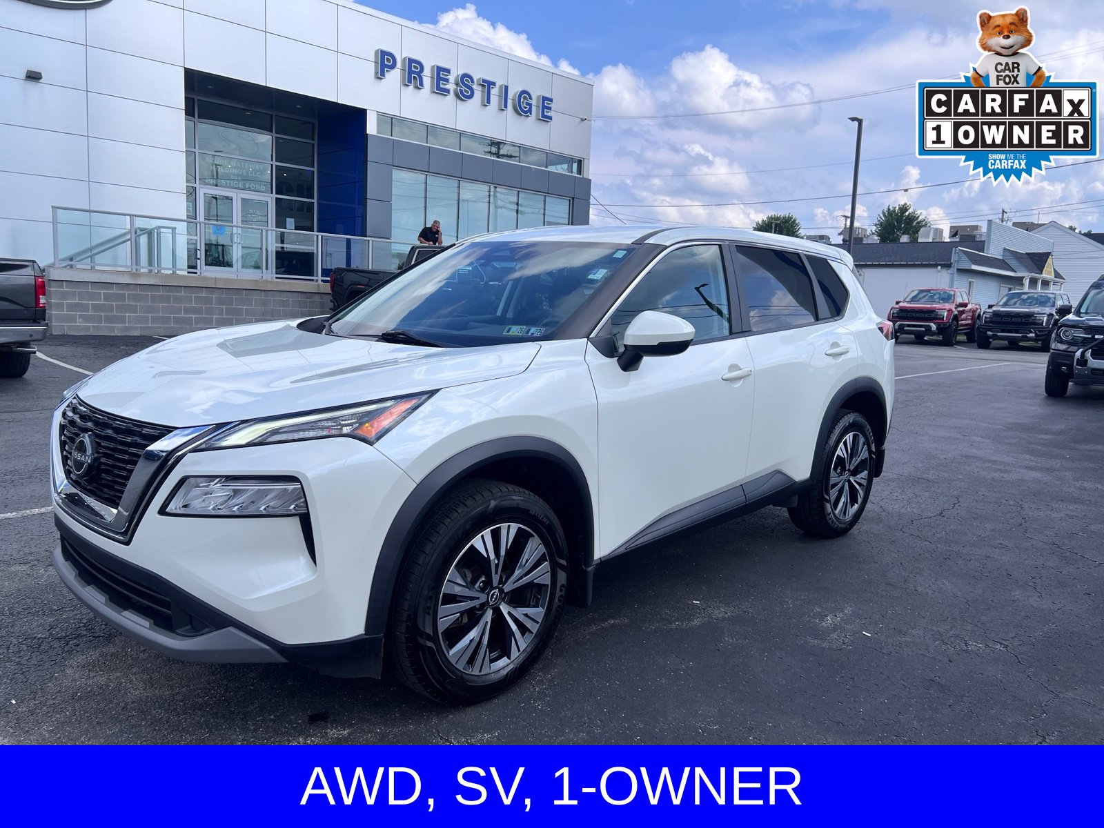 Used 2022 Nissan Rogue SV AWD/4WD image 1