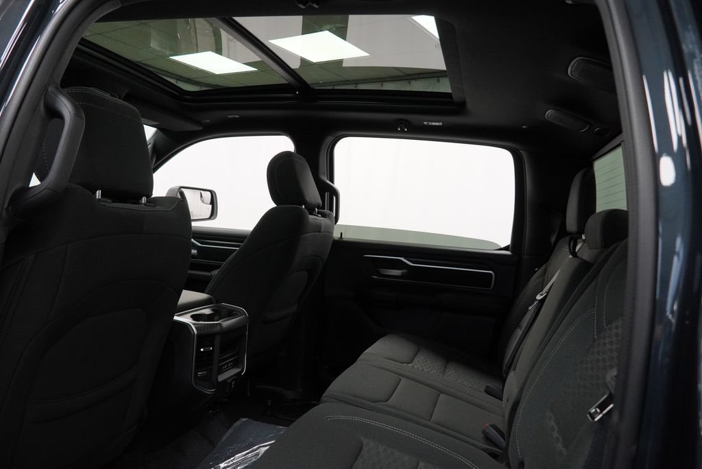 New 2027 RAM 1500 4x4 Crew Cab image 18