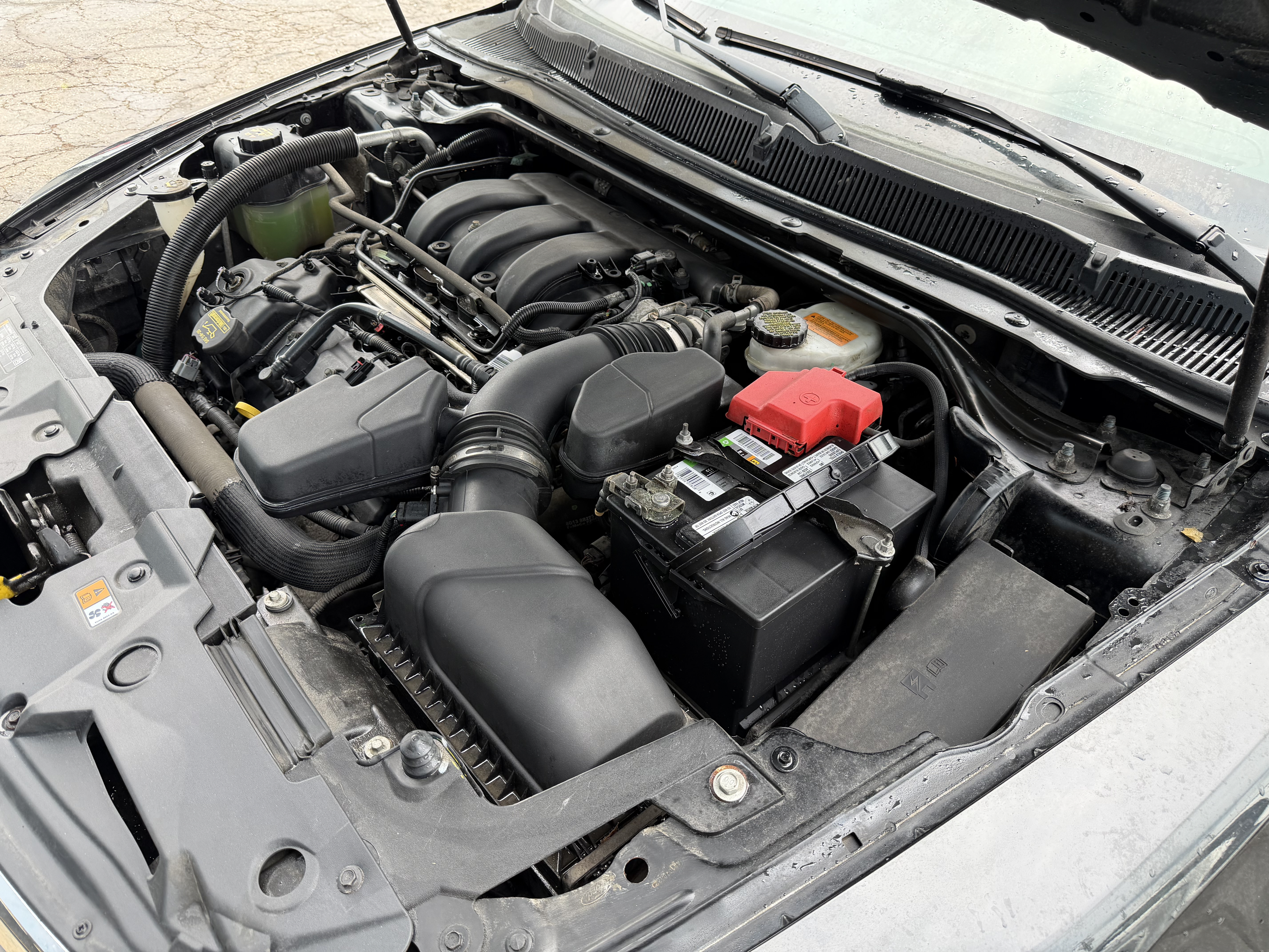 Used 2014 Ford Taurus SEL w/ Equipment Group 201A AWD/4WD image 33