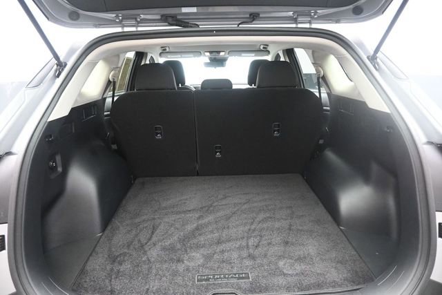Used 2025 Kia Sportage LX FWD image 31