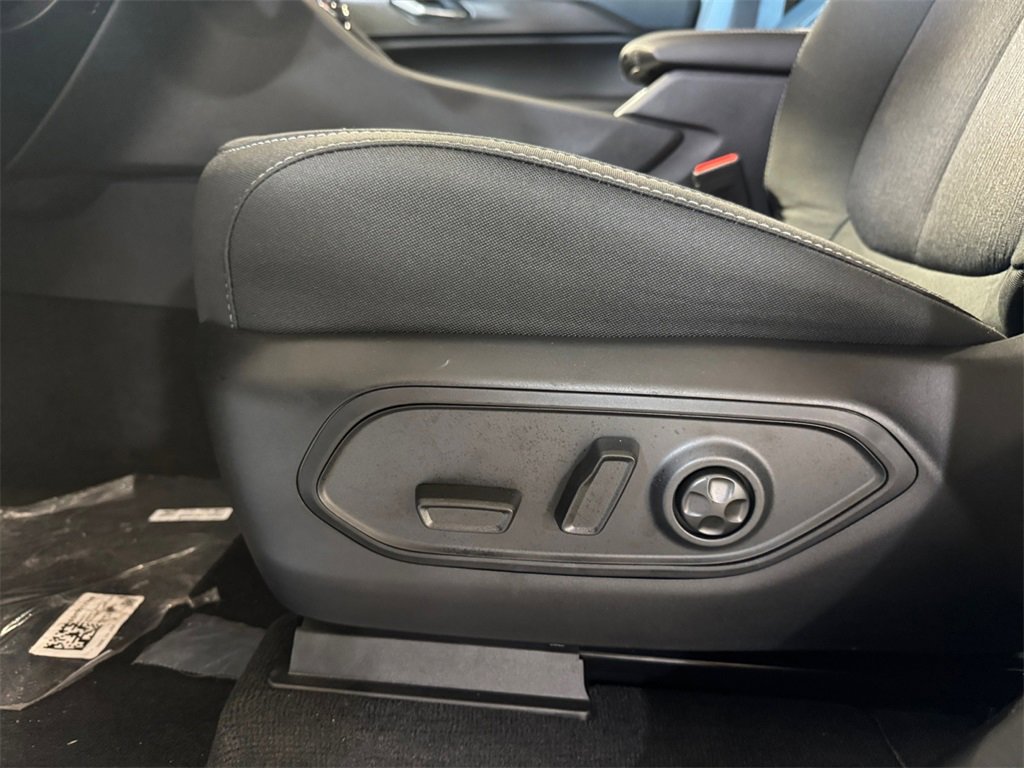 New 2025 Jeep Grand Cherokee Laredo X w/ Luxury Tech Group I image 13