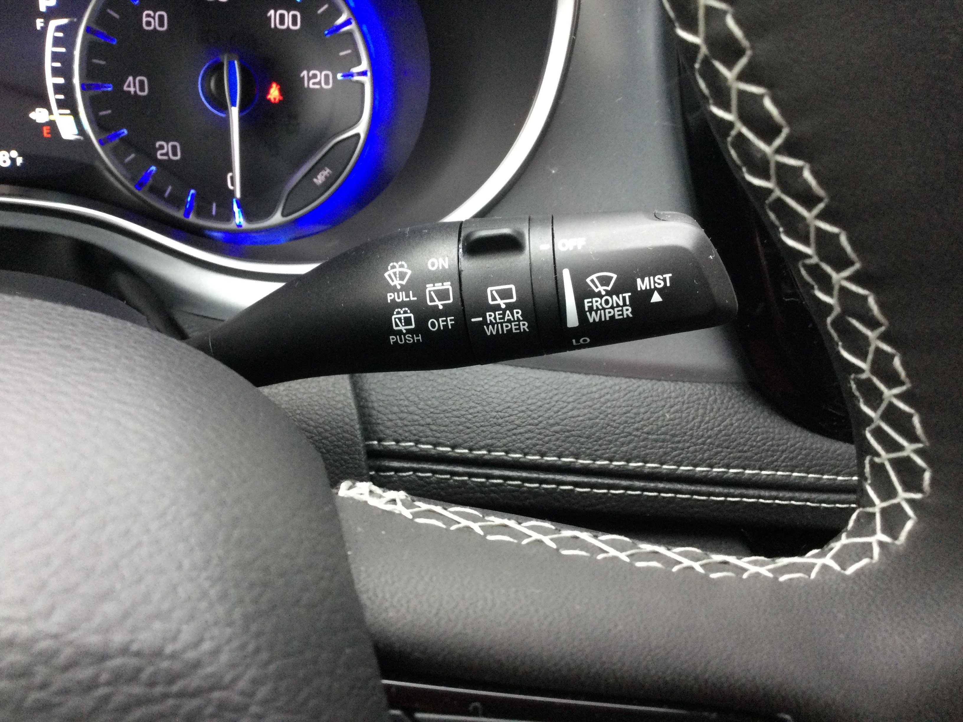 New 2026 Chrysler Pacifica Limited image 15