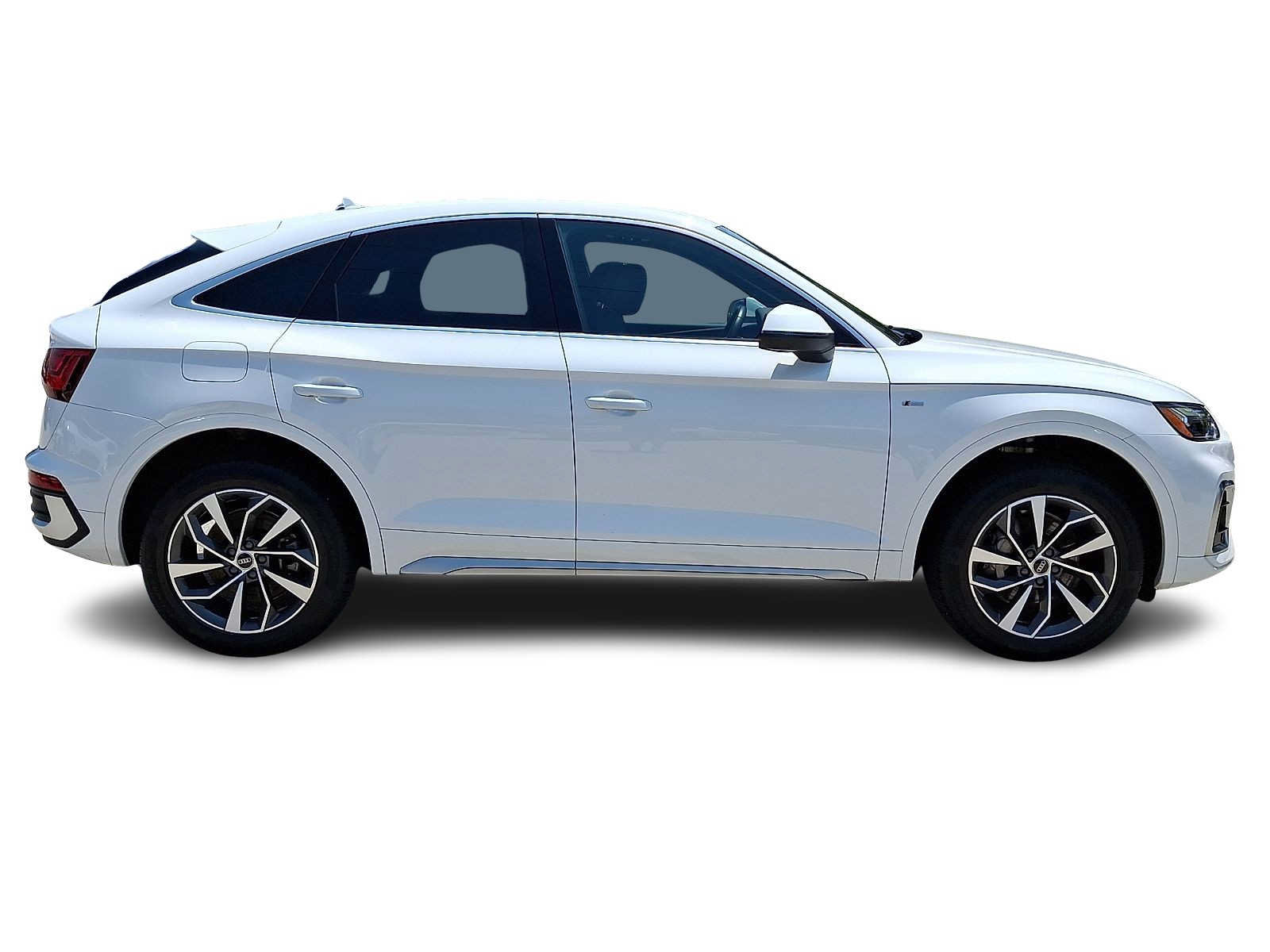 Used 2022 Audi Q5 2.0T Premium Plus w/ Premium Plus Package AWD/4WD image 6