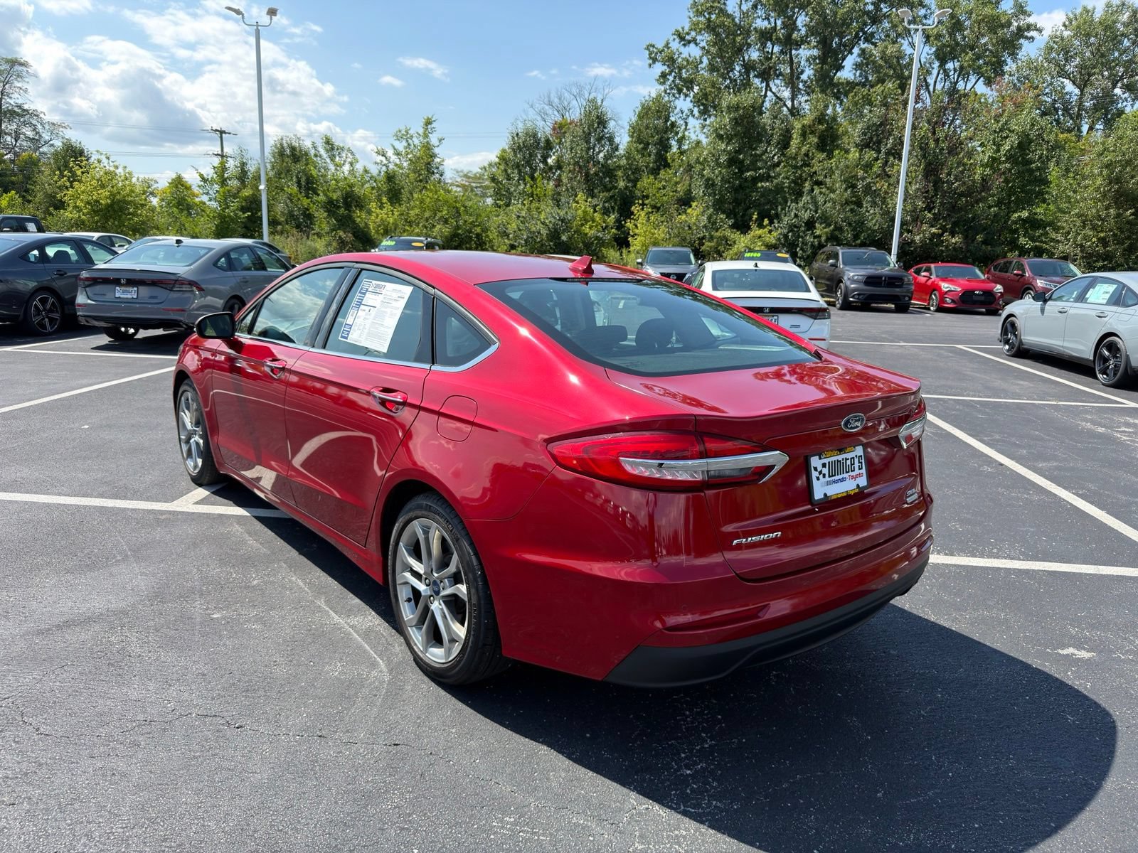 Used 2020 Ford Fusion SEL FWD image 4