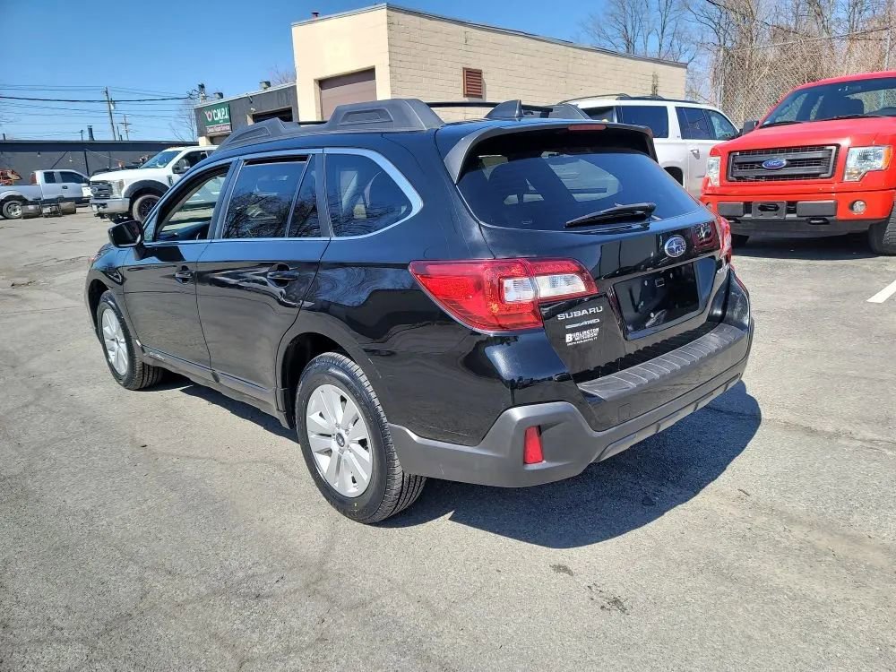 Used 2019 Subaru Outback 2.5i Premium AWD/4WD image 7