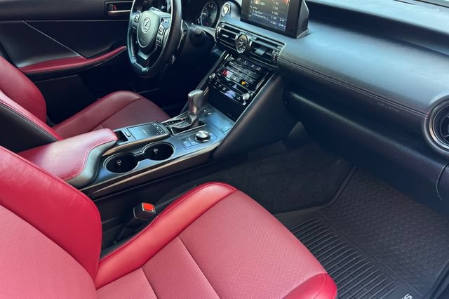 Used 2025 Lexus IS 300 F Sport RWD image 17