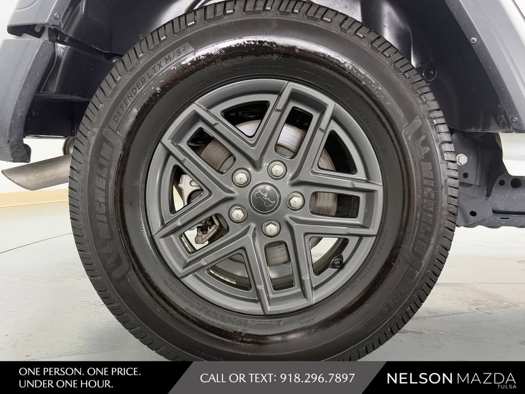 Used 2024 Jeep Wrangler Unlimited Sport AWD/4WD image 14