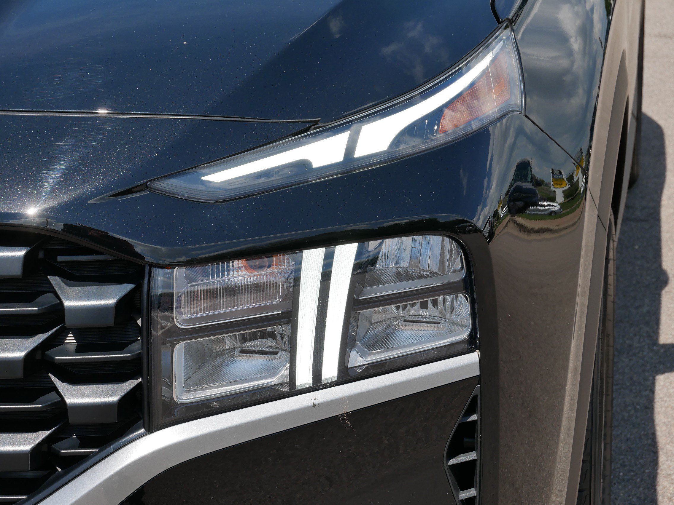 Certified 2023 Hyundai Santa Fe SEL AWD/4WD image 16