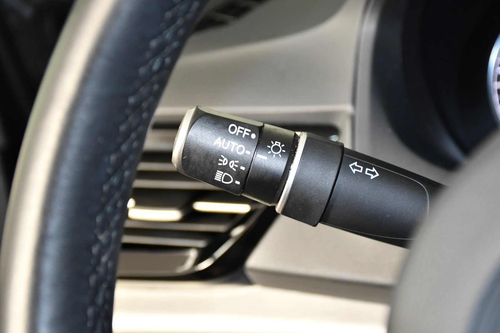 Certified 2023 Acura RDX AWD image 22