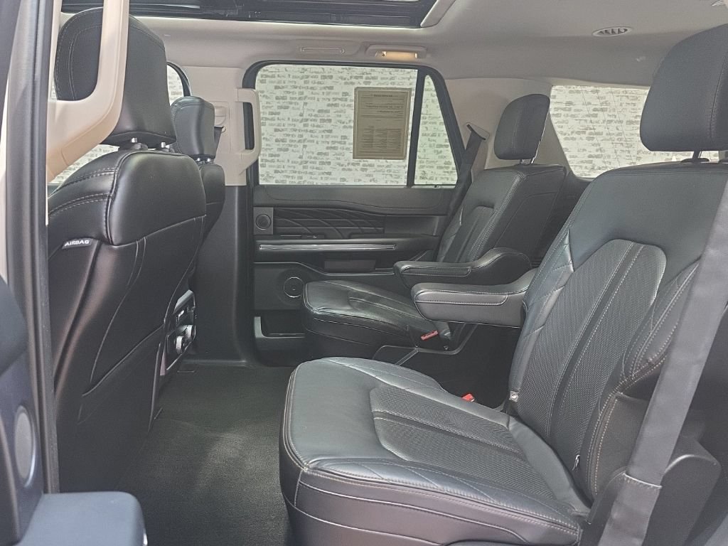 Used 2020 Ford Expedition Platinum AWD/4WD image 16