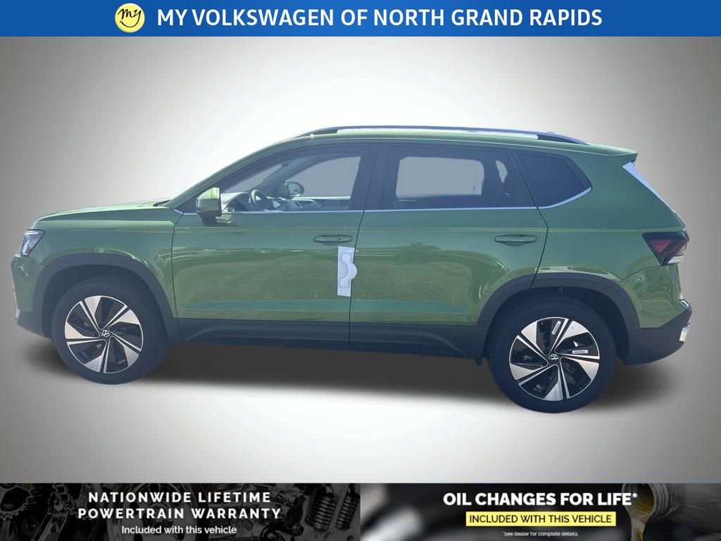 New 2026 Volkswagen Taos SE AWD/4WD image 8