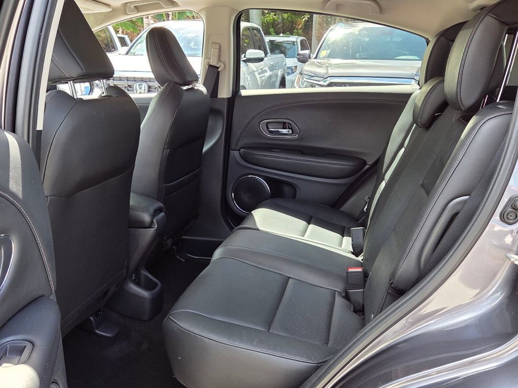 Used 2021 Honda HR-V EX-L image 11
