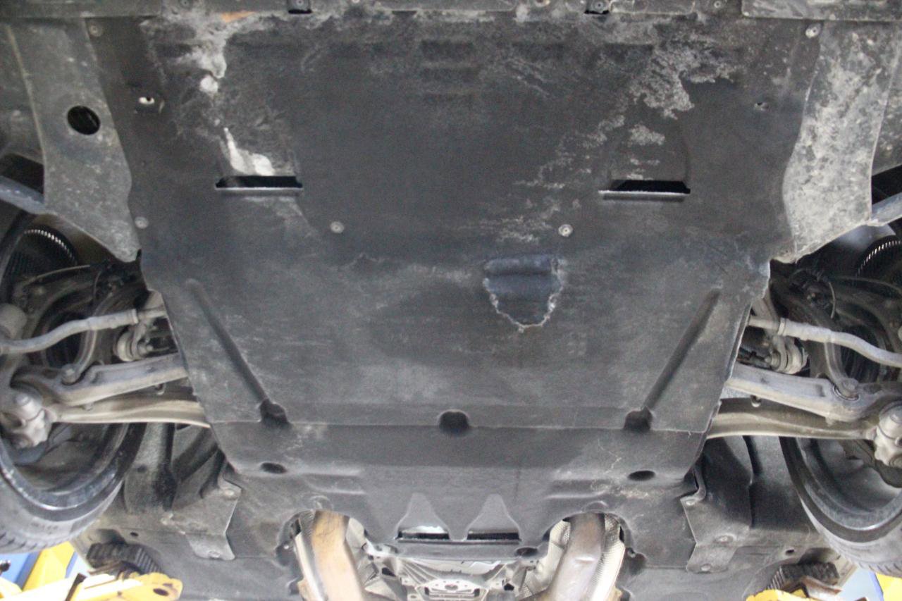 Used 2022 Audi S8 w/ S8 Comfort Plus Package image 85