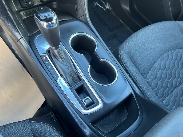 Used 2018 Chevrolet Equinox LT FWD image 23
