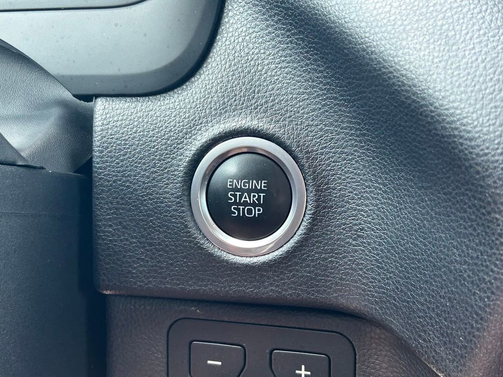 Used 2024 Toyota Tundra SR5 AWD/4WD image 26