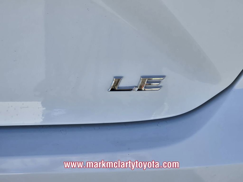New 2026 Toyota Camry LE image 12