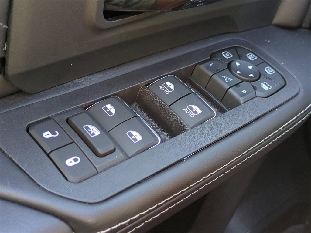 New 2026 RAM 2500 Limited image 25