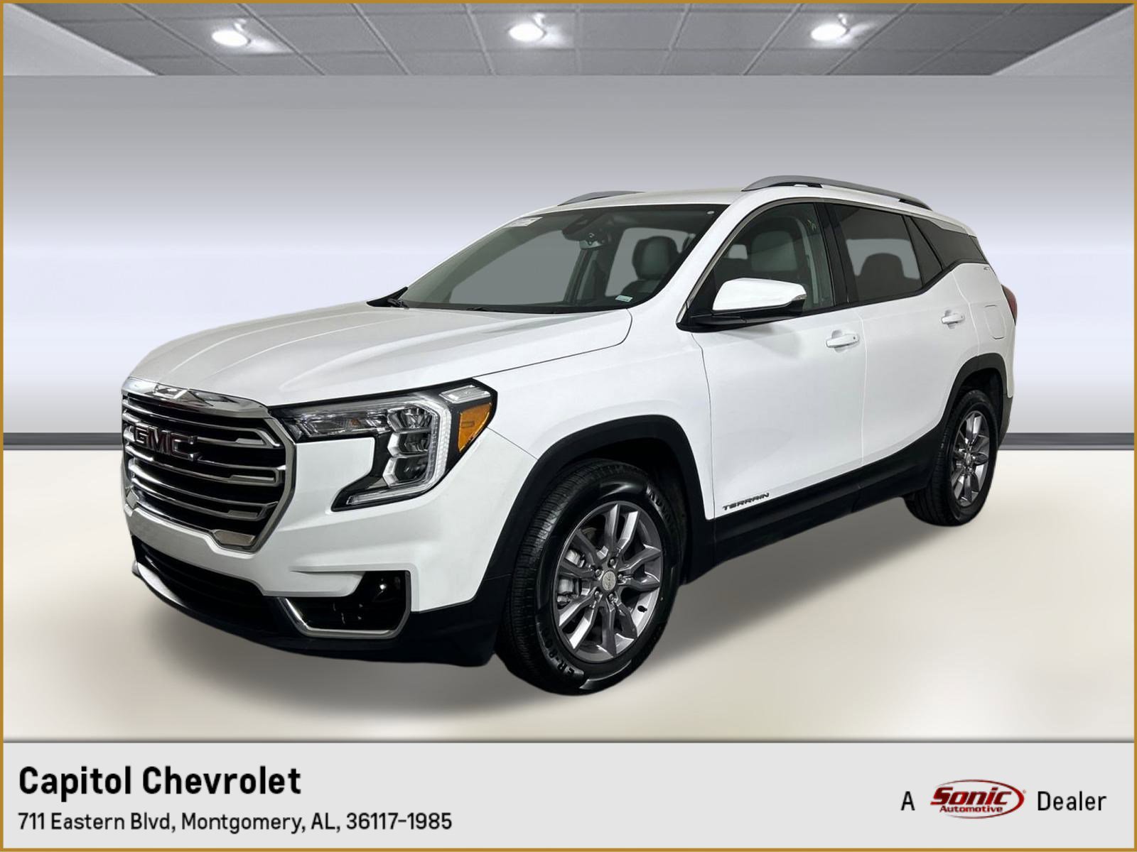 Used 2023 GMC Terrain SLT