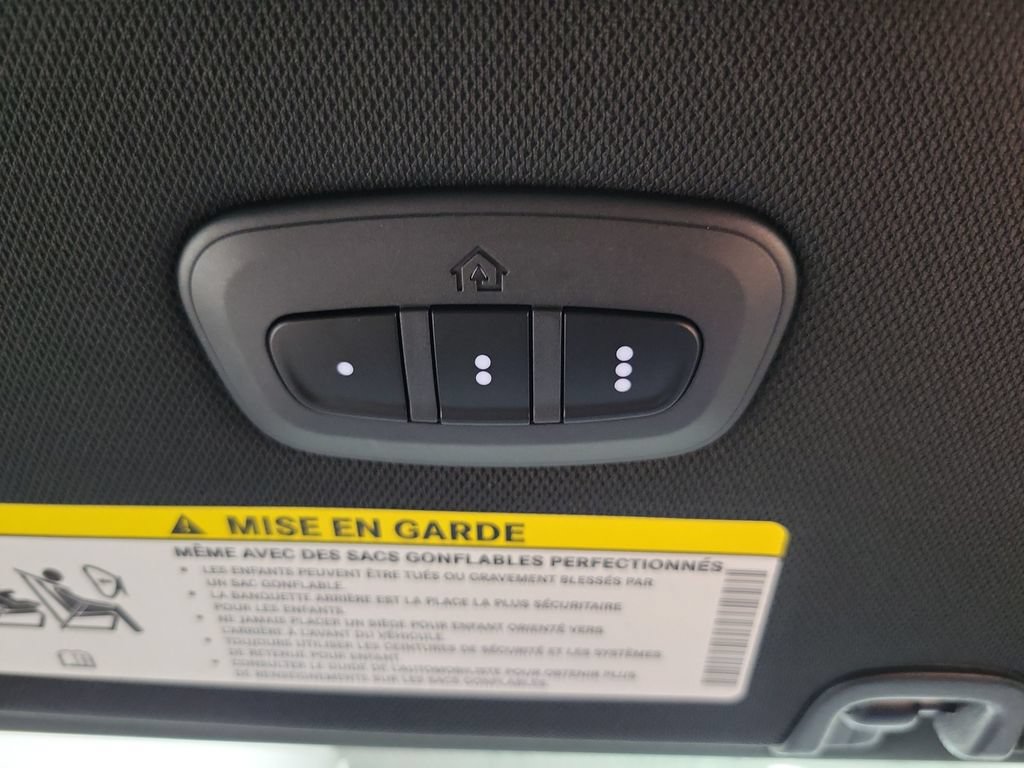 New 2027 Chrysler Pacifica Select AWD/4WD image 33