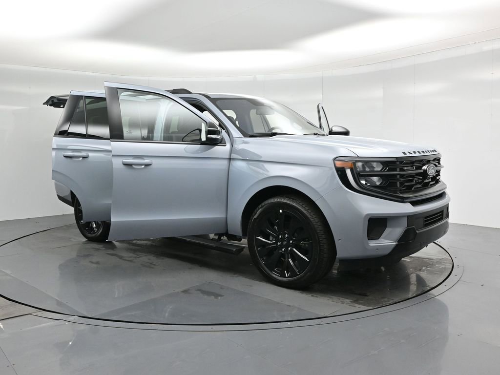 New 2025 Ford Expedition Platinum w/ Stealth Appearance Package AWD/4WD image 36