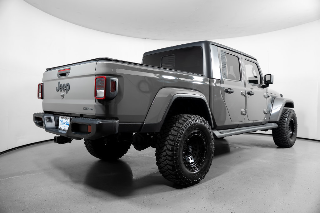 Used 2021 Jeep Gladiator Sport AWD/4WD image 9