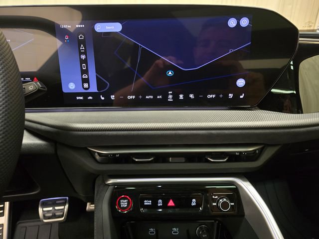 New 2026 Audi SQ5 Premium Plus image 15