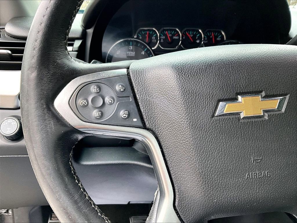 Used 2016 Chevrolet Suburban LT AWD/4WD image 15