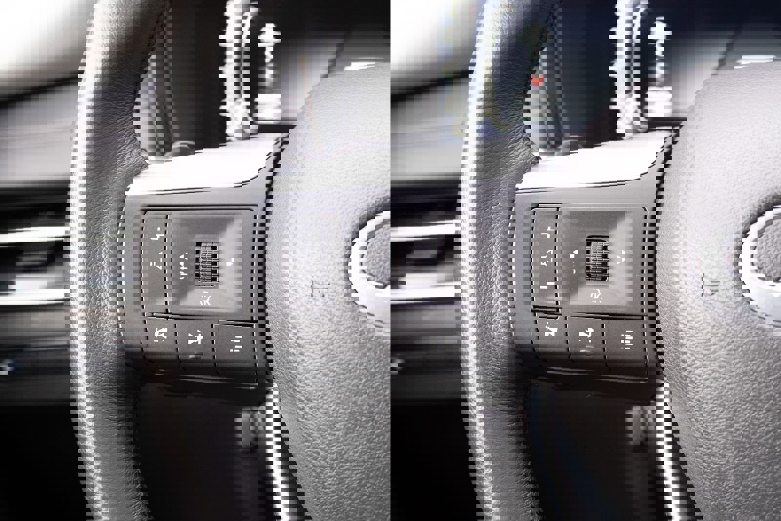 Used 2024 INFINITI QX60 Luxe image 8