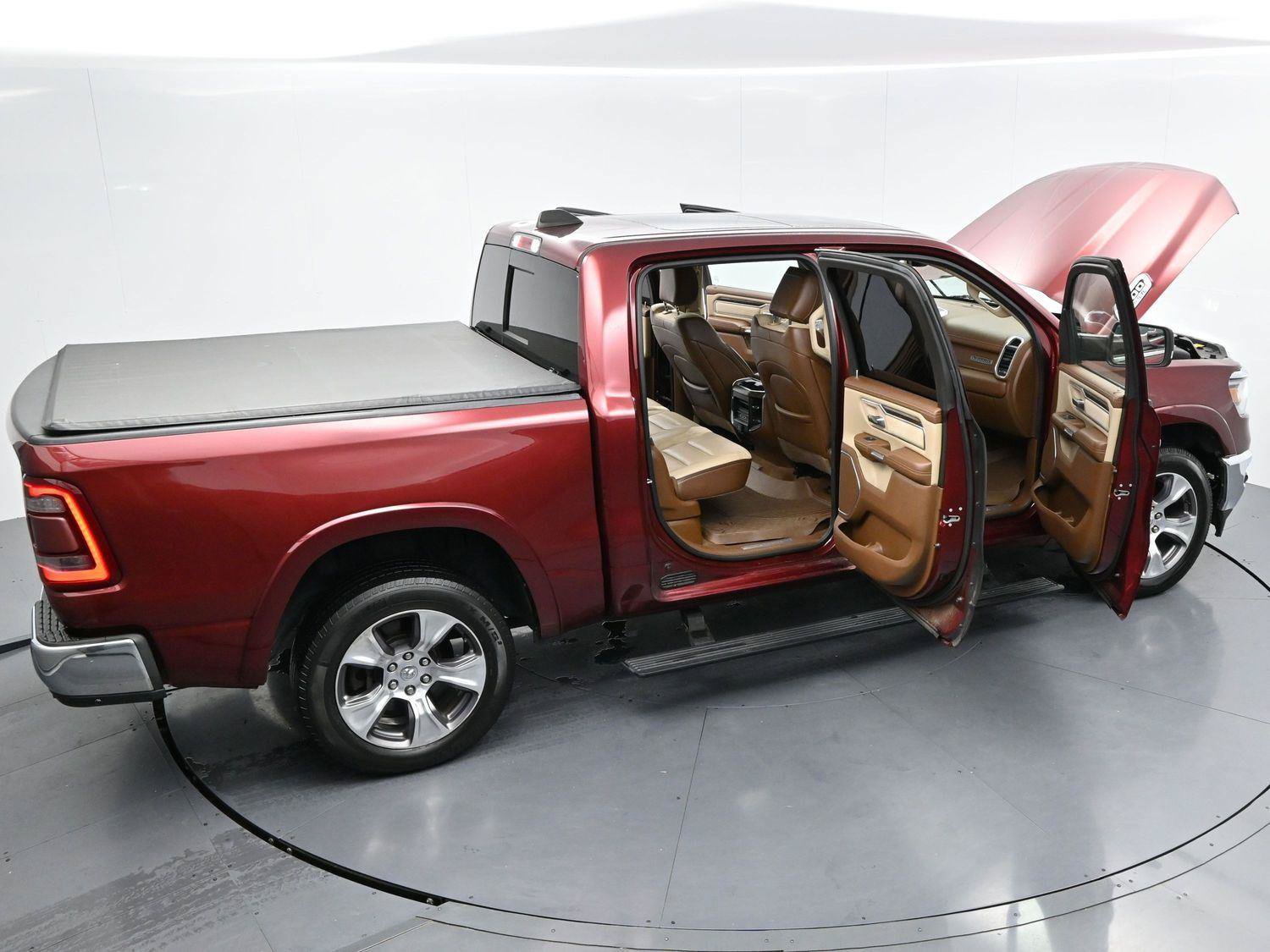 Used 2020 RAM 1500 Laramie AWD/4WD image 38